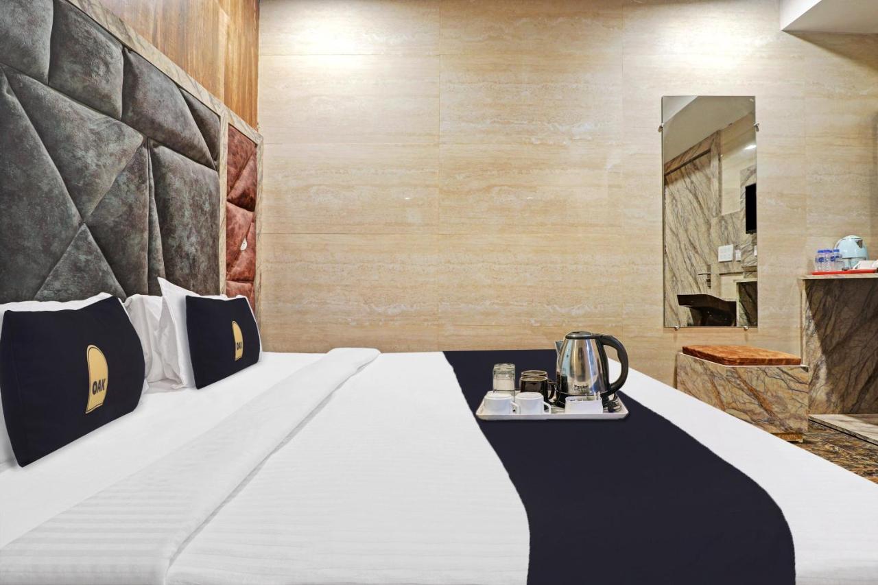 Townhouse Oak Pooth Haveli Делхи Екстериор снимка