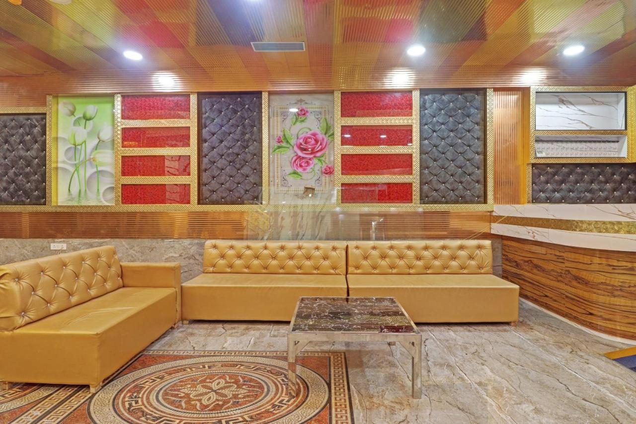 Townhouse Oak Pooth Haveli Делхи Екстериор снимка
