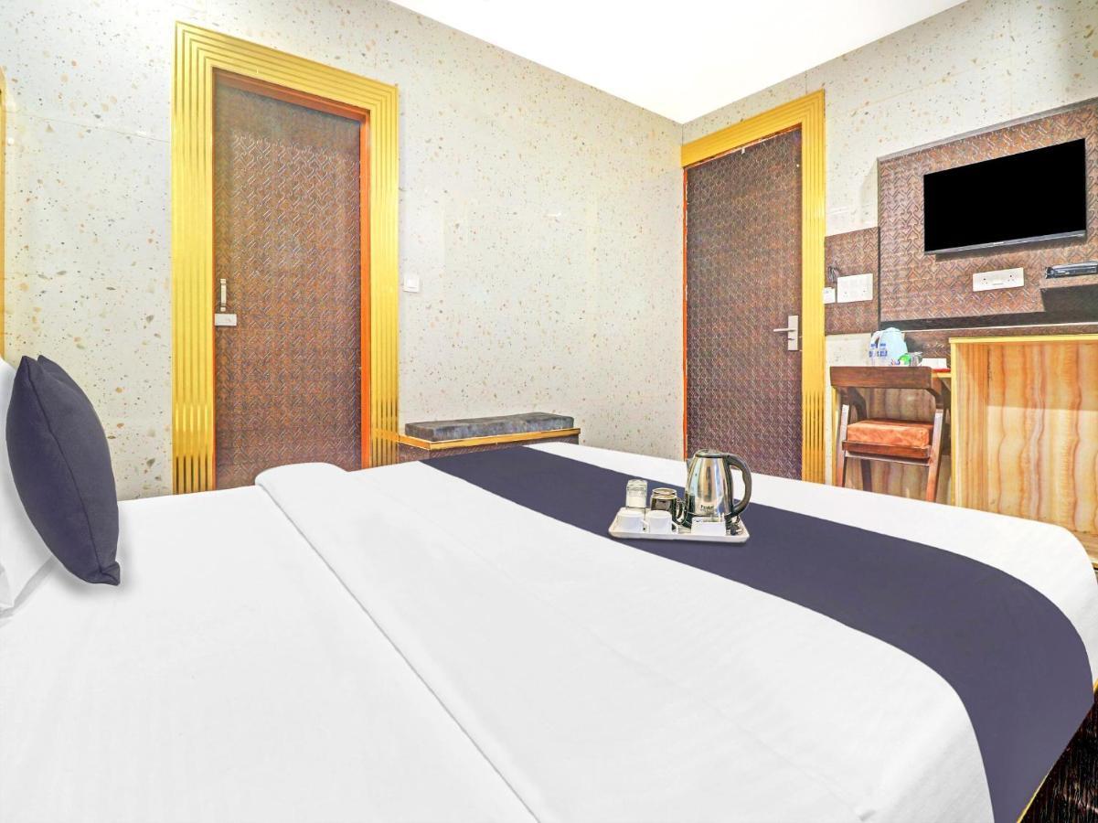 Townhouse Oak Pooth Haveli Делхи Екстериор снимка