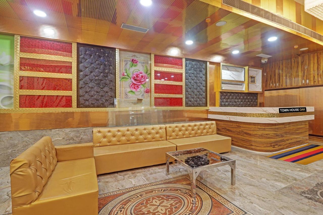Townhouse Oak Pooth Haveli Делхи Екстериор снимка