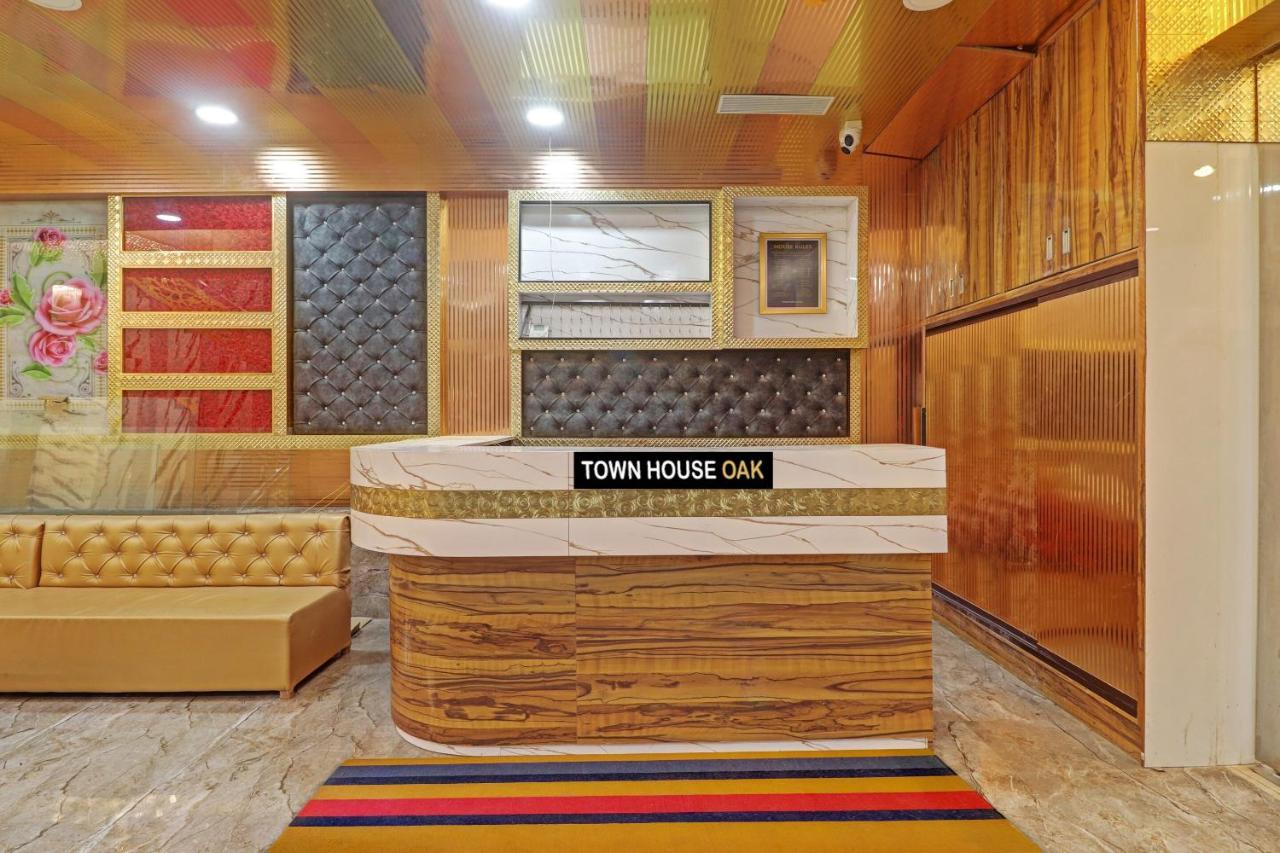 Townhouse Oak Pooth Haveli Делхи Екстериор снимка
