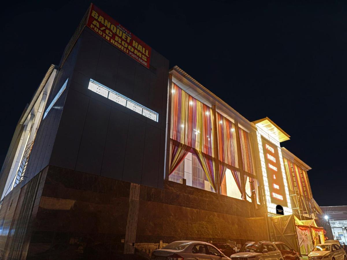 Townhouse Oak Pooth Haveli Делхи Екстериор снимка