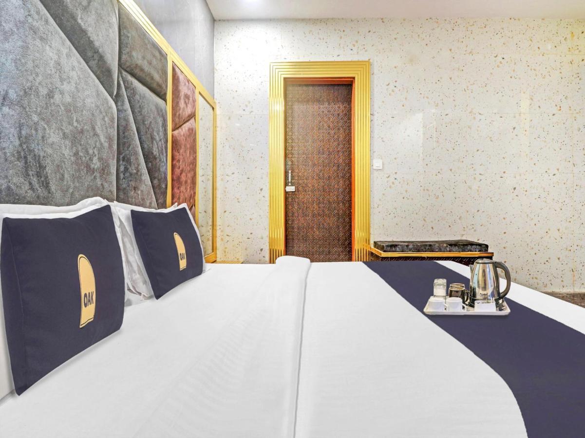 Townhouse Oak Pooth Haveli Делхи Екстериор снимка
